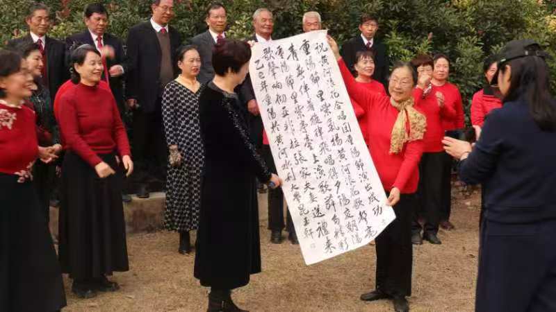 说明: G:\wienxinxiazai\WeChat Files\wxid_914qfne4uqr522\FileStorage\Temp\674a10ba8833b540c7e196a44db2b3a.jpg